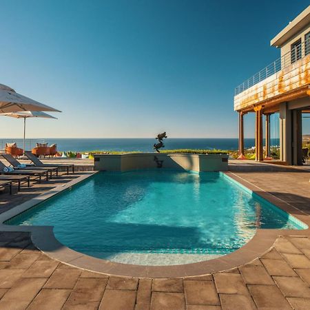 Sky Villa Boutique Hotel By Raw Africa Collection Plettenberg Bay Kültér fotó The pool at the Cape Town edition